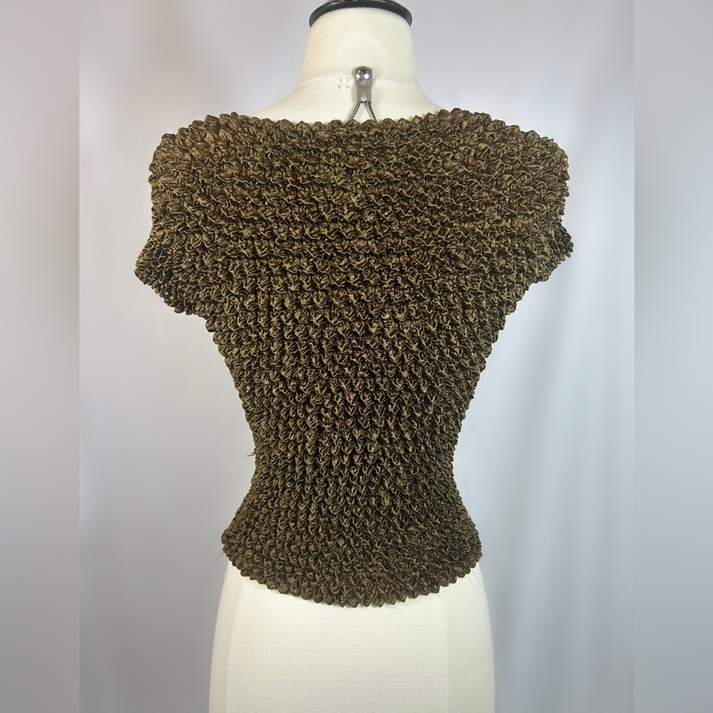 UNBRANDED TEXTURED SHORT SLEEVE - Picture 4 of 4